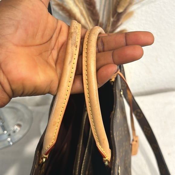 Authentic Louis Vuitton Montaigne Handbag Monogram Canvas GM Brown+ COA - Picture 6 of 16